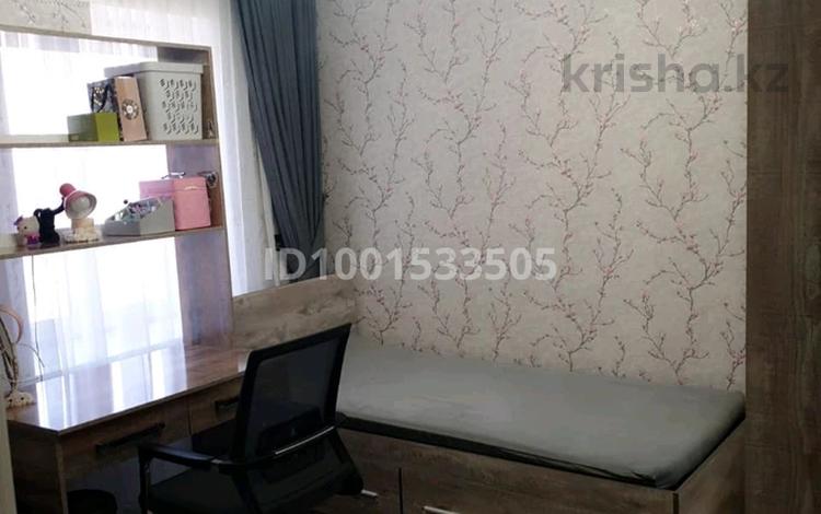 3-комнатная квартира · 65 м² · 1/2 этаж, Жамбыл — На против имрана за 18 млн 〒 в Мырзакенте — фото 2