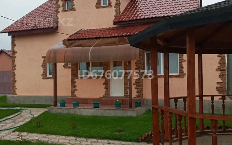 Отдельный дом · 5 комнат · 150 м² · 5 сот., Дачная 18/1 за 20.5 млн 〒 в Пугачеве — фото 3