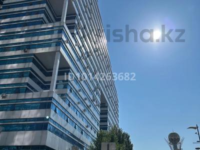 1-комнатная квартира · 47.8 м² · 1/21 этаж, Мкр Комсомольский 12/2 — Возле монумент Байтерек за 28.5 млн ₸ в Астане, Есильский р-н