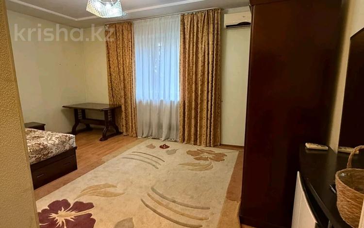 3-комнатная квартира · 92 м² · 2/14 этаж, Масанчи 98а за 350 000 ₸ в Алматы, Бостандыкский р-н — фото 2