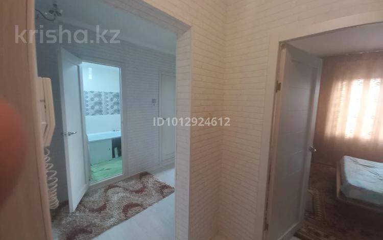2-комнатная квартира · 52.6 м² · 9/9 этаж, Утепова (Бокей) 20 за 200 000 ₸ в Усть-Каменогорске — фото 2