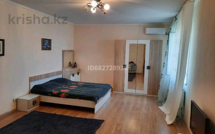 2-комнатная квартира · 60 м² · 17/19 этаж, Кенесары 8 — Отель Редиссон, Отель Паркинг, расположен в районе Набережной за 16 000 ₸ в Астане, Сарыарка р-н — фото 2