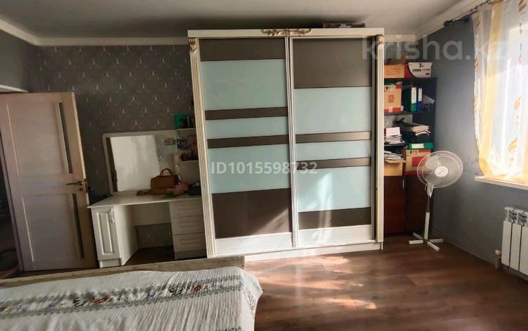 Отдельный дом · 4 комнаты · 168 м² · 15 сот., Тауелсиздик 15/2 — В Акмолинской области, поселок Бозайгыр за 20 млн ₸ в Астане — фото 2