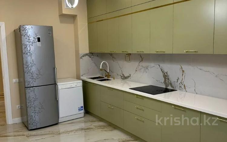 4-комнатная квартира · 125 м² · 2/16 этаж, Сатпаева 90/58 за 131 млн ₸ в Алматы, Бостандыкский р-н — фото 12