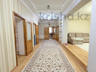Жеке үй · 6 бөлме · 220 м² · 9 сот., мкр Самал, Коркытова 18 — Пыштанай батыр и Коркытова, бағасы: 68 млн ₸ в Атырау