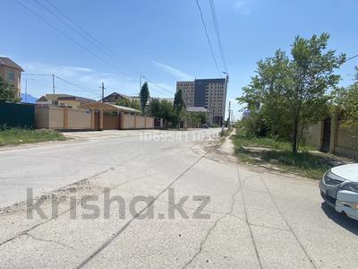 Отдельный дом · 4 комнаты · 144 м² · 5 сот., мкр Центральный, Сырым Каженбаева 8 — Возле остановка Чехова Идеал есть рядом гостиница Шагала есть за 40 млн ₸ в Атырау