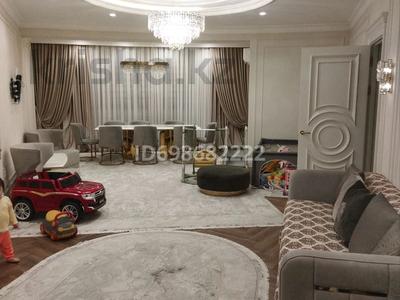3-бөлмелі пәтер · 141 м² · 3/16 қабат, Кунаева 39, бағасы: ~ 80 млн ₸ в Шымкенте, Аль-Фарабийский р-н