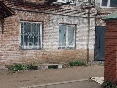 2 бөлме · 100 м² · 2/2 қабат, Абая 16 — Р н унивнрситета скгу, бағасы: 200 000 ₸ в Петропавловске