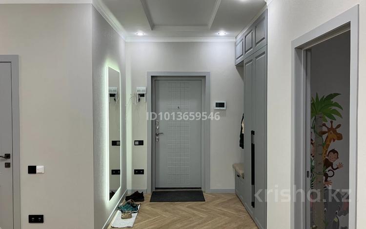 3-бөлмелі пәтер · 130 м² · 5/10 қабат, Самал 82, бағасы: 300 000 ₸ в Уральске — фото 2