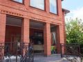 Отдельный дом · 8 комнат · 533.3 м² · 10 сот., Мкр.Самал 1 6 — Резиденция за 180 млн 〒 в Уральске