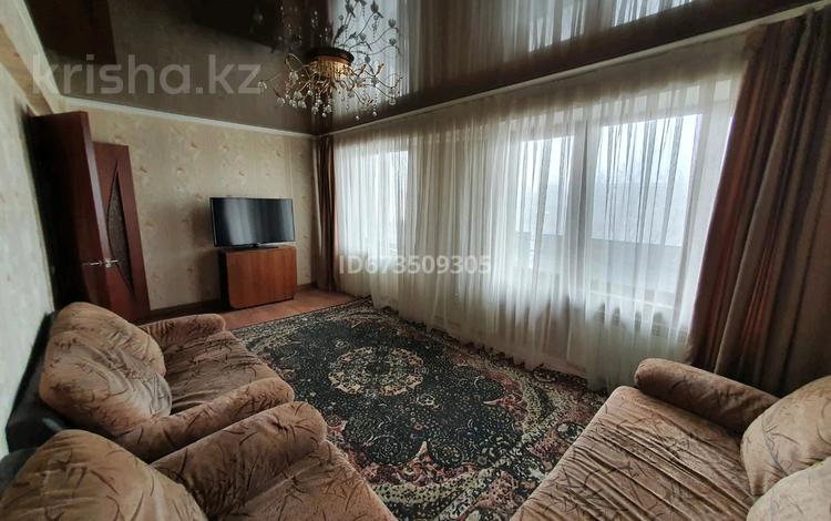 3-комнатная квартира, 70 м², 4/5 этаж, Жулдыз 21 за 19 млн 〒 в Талдыкоргане — фото 2