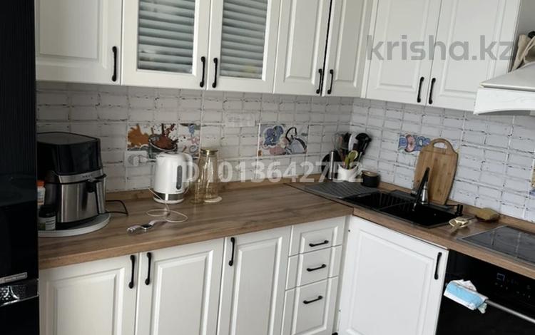 2-комнатная квартира · 60 м² · 4/10 этаж, мкр Михайловка , Ул Ермекова — Ул Ермекова за 25 млн ₸ в Караганде, Казыбек би р-н — фото 2