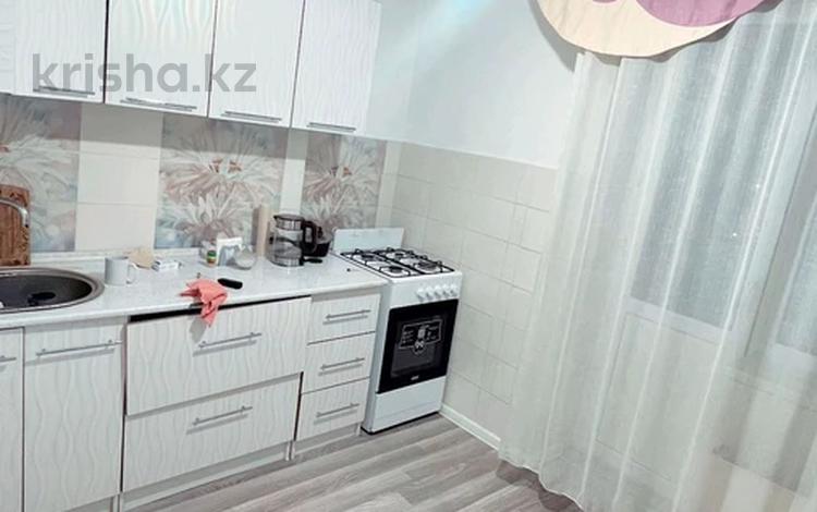 2-комнатная квартира, 44 м², 4/5 этаж помесячно, Жастар за 140 000 〒 в Талдыкоргане, мкр Жастар — фото 2