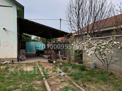 Продажа домов и дачи в Алматинской обл.: Отдельный дом · 3 комнаты · 170 м² · 6 сот., 24 за 50 млн 〒 Отдельный дом · 3 комнаты · 170 м² · 6 сот., 24 за 50 млн 〒 в Жана куате