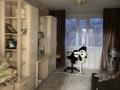 3-комнатная квартира · 65 м² · 5/5 этаж, Хусайнова 157 — Универмаг за 25 млн ₸ в Уральске, мкр Школьник
