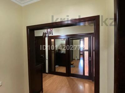 3-комнатная квартира · 93 м² · 5/9 этаж, Райымбека 241 Е — Райымбека Ауезова за 60.9 млн ₸ в Алматы, Жетысуский р-н