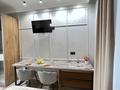 1-комнатная квартира · 50 м² · 1/12 этаж, 17-й мкр 46 — C видом на двор за 12 000 ₸ в Актау — фото 3