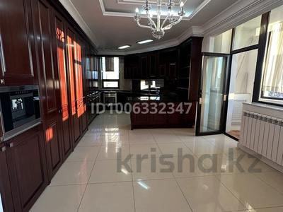 5-комнатная квартира · 223 м² · 3/18 этаж, Ахмет Байтурсынулы 1 за 160 млн 〒 в Астане, Сарайшык р-н