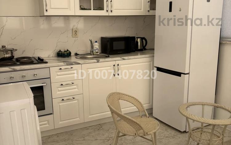 1-комнатная квартира · 33 м² · 10/10 этаж, Куаныша Толеметова 50/21 за 150 000 ₸ в Шымкенте, Абайский р-н — фото 2