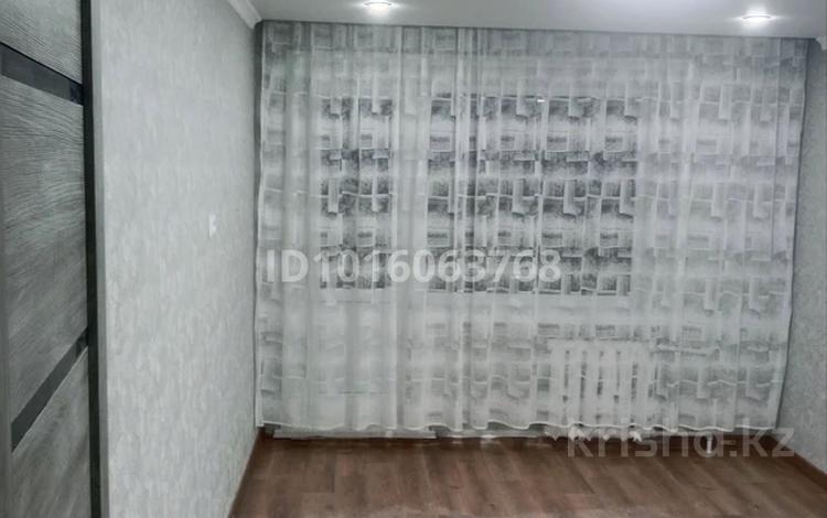 2-бөлмелі пәтер · 46.1 м² · 4/5 қабат, 14-шағынаудан, Майкудук, 14й микрорайон 14, бағасы: 13 млн ₸ в Караганде, Алихана Бокейханова р-н — фото 2