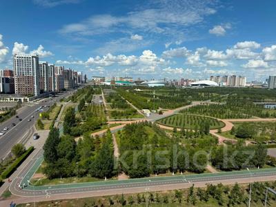 3-комнатная квартира · 100 м² · 11/14 этаж, Туркестан 28а — ПОЛНОСТЬЮ МЕБЛИРОВАНА!!! РАСПАШОНКА!!! ВИДОВАЯ НА БОТАНИЧЕСКИЙ САД!!! за 107 млн ₸ в Астане, Есильский р-н