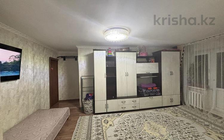 3-бөлмелі пәтер · 57.1 м² · 2/5 қабат, Астана 5, бағасы: 11 млн ₸ в Аксу — фото 2