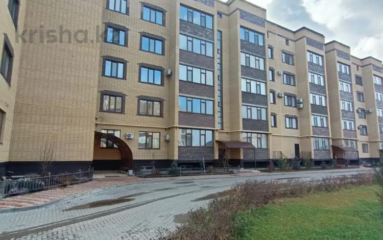 3-комнатная квартира · 154 м² · 3/5 этаж, мкр. Алтын орда 369 за ~ 47.7 млн ₸ в Актобе — фото 2