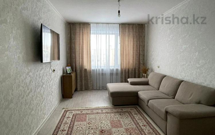 3-комнатная квартира, 64 м², 5/9 этаж, жукова за 24.3 млн 〒 в Петропавловске — фото 2
