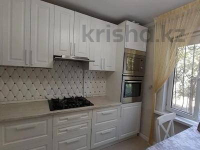 4-комнатная квартира · 82.7 м² · 2/5 этаж, мкр Аксай-4 55 за 63 млн ₸ в Алматы, Ауэзовский р-н