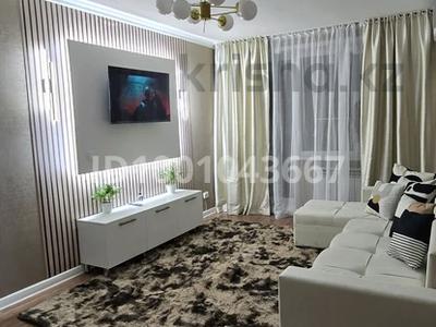 Аренда квартир посуточно в Жамбылской обл.: 2-комнатная квартира · 46 м² · 2/5 этаж, Жайлау 15 — 3-4 мкр, на против базарчика за 15 000 〒 2-комнатная квартира · 46 м² · 2/5 этаж, Жайлау 15 — 3-4 мкр, на против базарчика за 15 000 〒 в Таразе