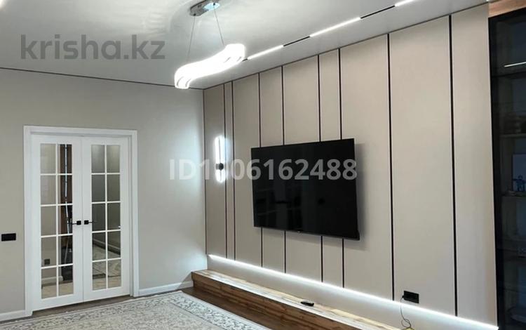 3-бөлмелі пәтер · 94.7 м² · 9/10 қабат, 17-й мкр 25, бағасы: 50 млн ₸ в Актау — фото 2