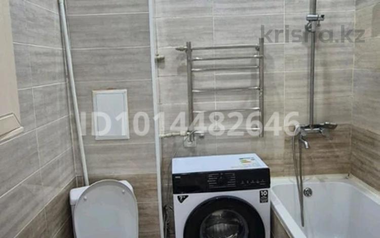 1-бөлмелі пәтер · 39 м² · 7/7 қабат, 16-ш/а. 28, бағасы: 10.2 млн ₸ в Актау, 16-й мкр  — фото 2