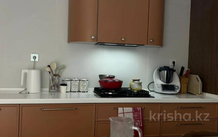 4-комнатная квартира · 140 м² · 2/10 этаж, мкр 12 за 105 млн ₸ в Актобе — фото 19