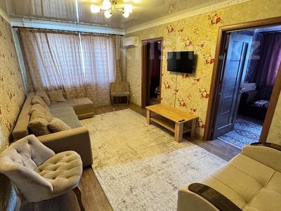 3-бөлмелі пәтер · 60 м² · 4/5 қабат, Абая — Ауэзова, бағасы: 18 000 〒 в Экибастузе