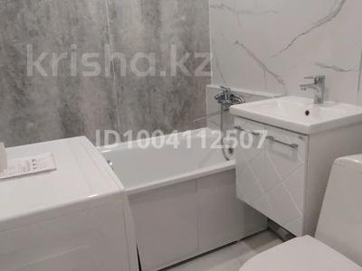 Аренда квартир в Улытау обл.: 1-комнатная квартира · 35 м² · 1/5 этаж, Гарышкерлер 8 за 180 000 〒 1-комнатная квартира · 35 м² · 1/5 этаж, Гарышкерлер 8 за 180 000 〒 в Жезказгане