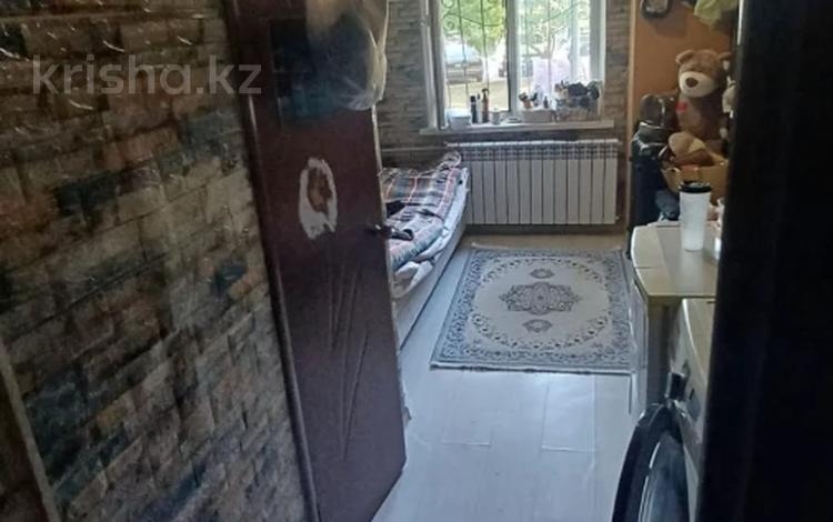 1-бөлмелі пәтер · 10.5 м² · 1/4 қабат, №6 ш/а., бағасы: 10 млн ₸ в Алматы, Ауэзовский р-н — фото 5