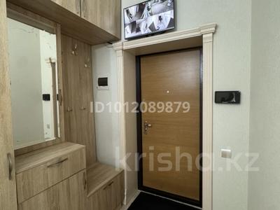 2-бөлмелі пәтер · 78 м² · 3/8 қабат, Просп. Алии Молдагуловой 30Б, бағасы: 500 000 ₸ в Актобе