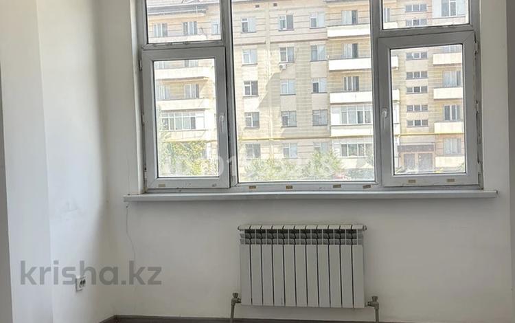2-бөлмелі пәтер · 60 м² · 2/5 қабат, Улы Дала ш/а. 6, бағасы: 17 млн ₸ в Таразе, мкр Улы Дала — фото 3