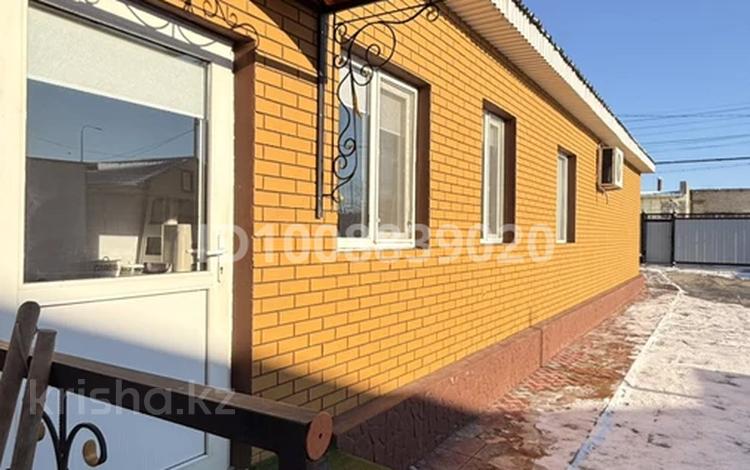 Отдельный дом · 4 комнаты · 198 м² · 7 сот., мкр Томарлы, Кайыргали Смагулова 3 за 25 млн 〒 в Атырау — фото 2