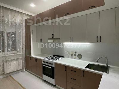 2-комнатная квартира · 74.3 м² · 7/9 этаж, мкр. Алтын орда, Мустафы Шокая 2 а — Магазин Анвар за 33.7 млн 〒 в Актобе