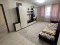 2-комнатная квартира · 50 м² · 5/5 этаж, 8-й микрорайон, Туркестанская 2/4 2/4 — Туркестанскии,Байтурсынова за 200 000 ₸ в Шымкенте, Туран р-н — фото 2
