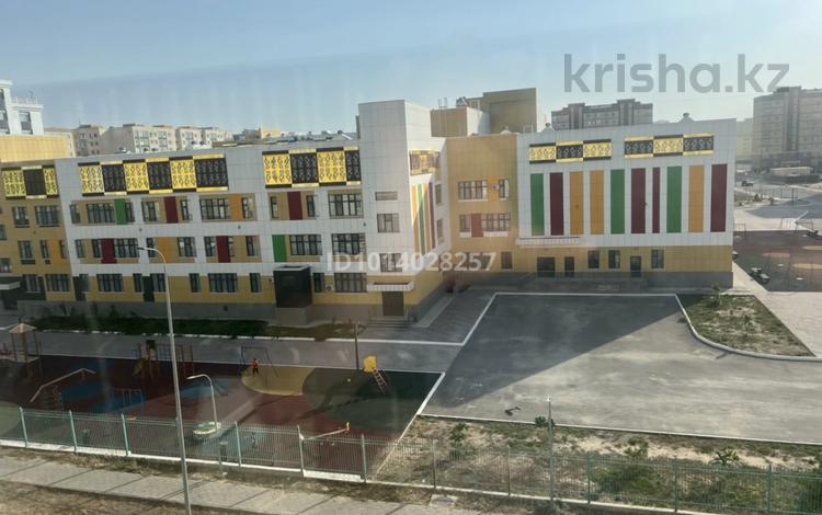 4-бөлмелі пәтер · 150 м² · 4/6 қабат, Микрорайон 19а 23, 24, бағасы: 57 млн ₸ в Актау, 19А мкр — фото 2