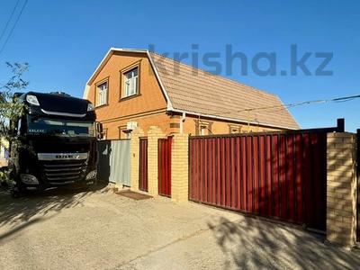 Жеке үй · 5 бөлме · 215 м² · 10 жүзд., мкр Жумыскер, Куныскерея кожахметова 24, 24, бағасы: 39 млн ₸ в Атырау