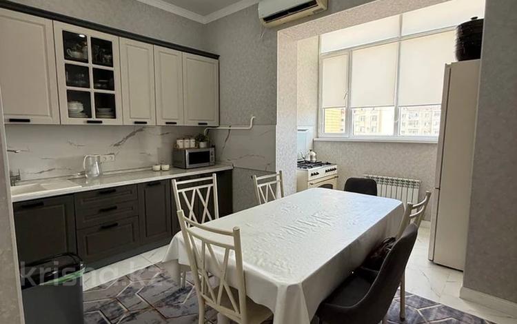 3-комнатная квартира · 100 м² · 5/5 этаж, 16-й мкр 79 за 25 млн ₸ в Актау — фото 2