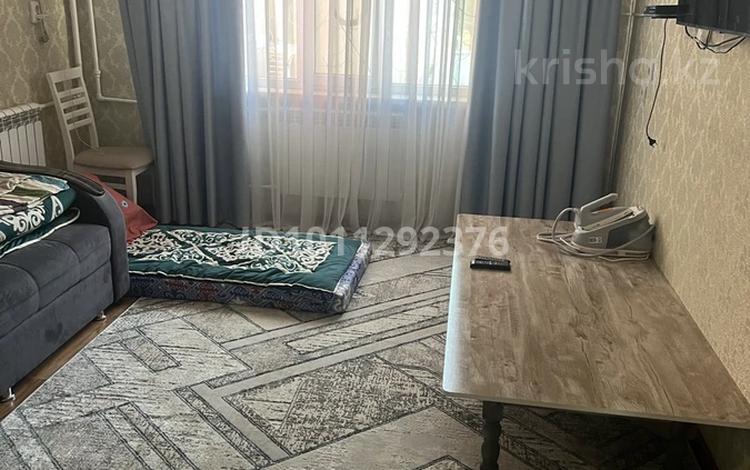 3-комнатная квартира · 65 м² · 2/5 этаж, мкр Жансая, Мкр массив карасу 11 — Возле тц салем массив карасу 11 за 21 млн ₸ в Таразе — фото 2