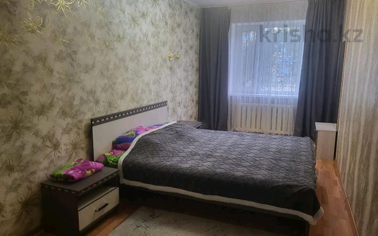 2-комнатная квартира · 52 м² · 1 этаж, проспект Ауэзова 37 — Байтурсынова за 14 000 ₸ в Семее — фото 26