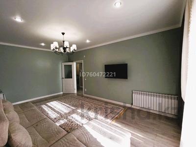 3-комнатная квартира · 85 м² · 3/5 этаж, мкр Юго-Восток, Муканова 49/10 — Айза за 43 млн 〒 в Караганде, Казыбек би р-н