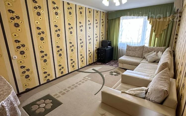3-комнатная квартира, 67 м², 4/5 этаж, Ахметова 12 за 24.8 млн 〒 в им. Касыма кайсеновой — фото 2