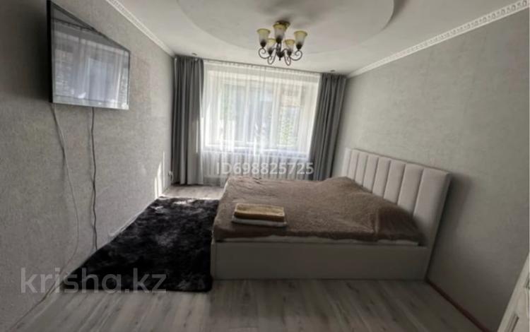 1-комнатная квартира · 35 м² · 4/4 этаж, Байсеитова 4 — Дк центр кафе достар набережная за 15 000 ₸ в Балхаше — фото 2