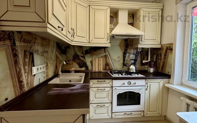 3-бөлмелі пәтер · 63 м² · 2/4 қабат, Көктем-2 ш/а. 9, бағасы: 46 млн ₸ в Алматы, Бостандыкский р-н — фото 13